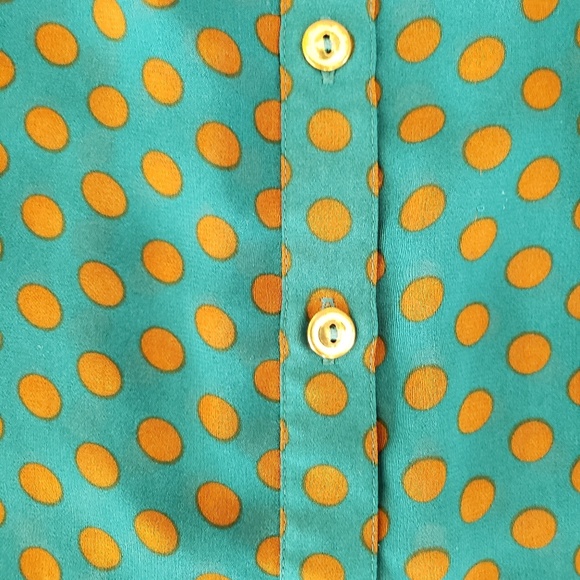 Light comfy Egde dressy polka-dot button up - Picture 2 of 4